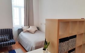 Cosy City Center Apartment Of Budapest